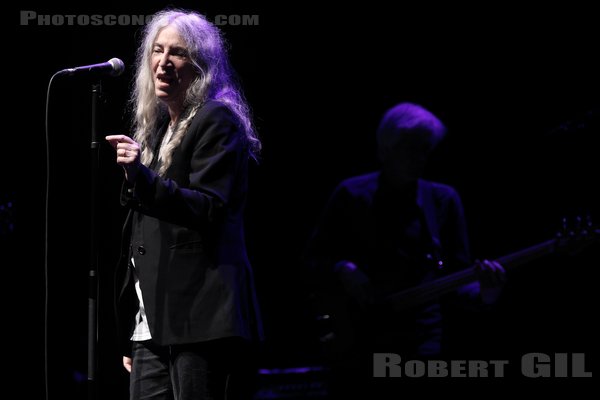 PATTI SMITH - 2021-10-08 - PARIS - Grand Rex - 